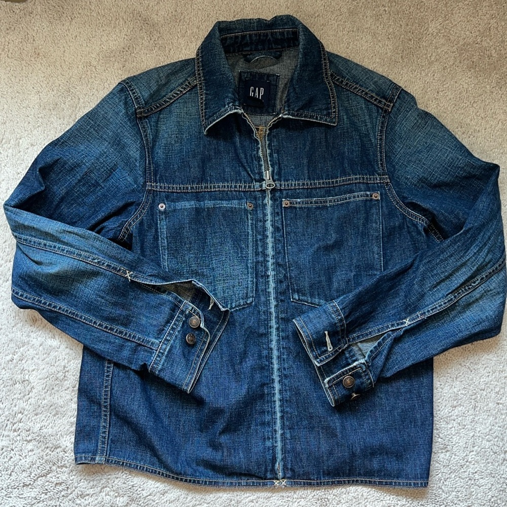 Gap denim jacket size small New without tags